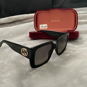 Gucci GH0141S Sunglasses Like New with Case, 100% authentic